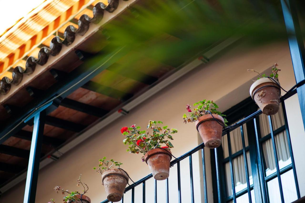 Alohamundi Lumbreras I Apartment Seville Exterior photo